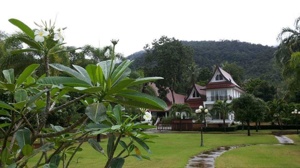 Sea Lavender Villa 象岛 外观 照片